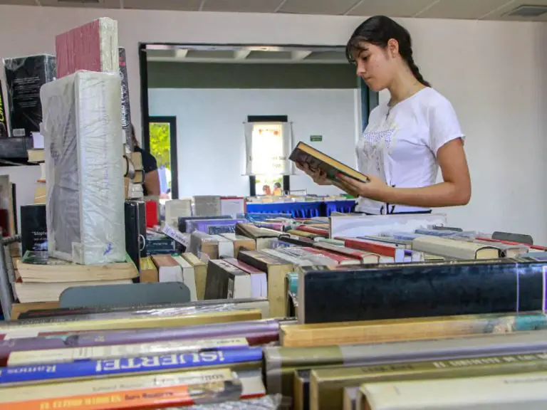 Fiesta literaria de la Feria Internacional del Libro inició en Falcón