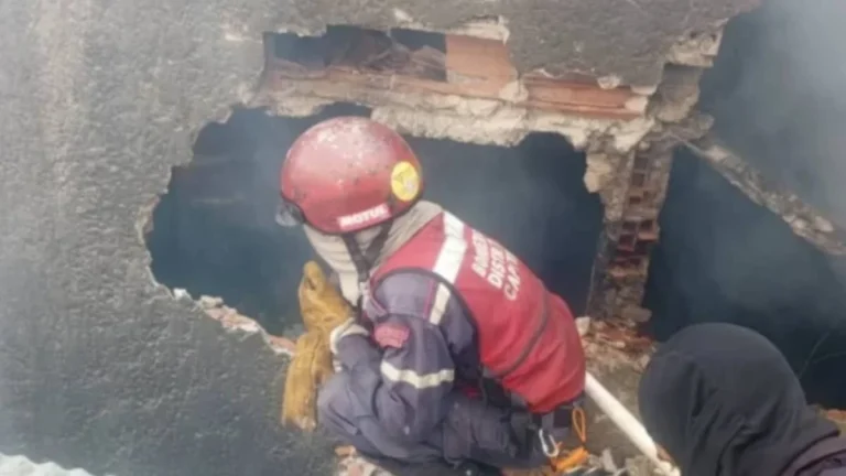 Cabello ordena investigar incendio  que dejó nueve muertos