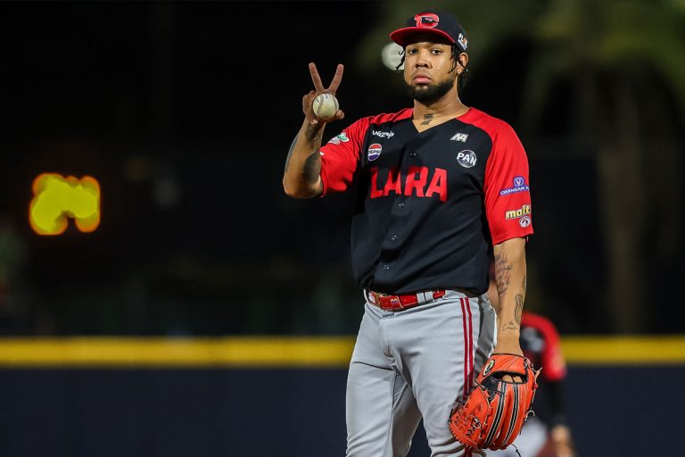 Cardenales de Lara remontó y puso la serie 2-2 ante Bravos