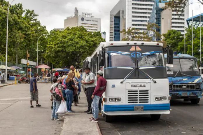 Transportistas-piden-ajuste-del-pasaje-minimo-a-20-bolivares-en-rutas-urbanas