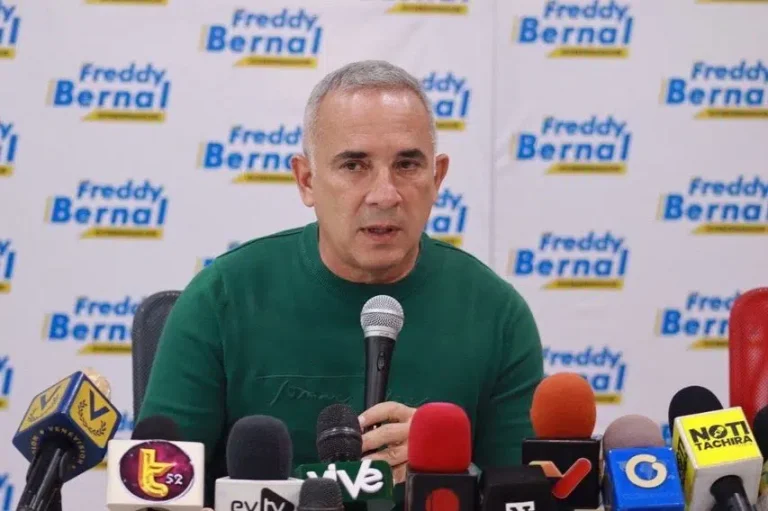 Freddy Bernal dice que la frontera estará abierta este 10-Ene