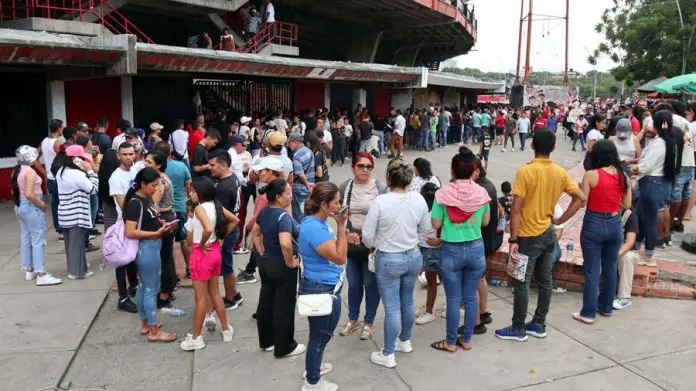 desplazados-por-el-conflicto-armado-en-catatumbo-en-colombia-35036