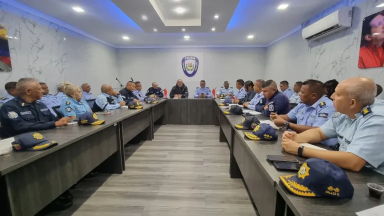 Polifalcón afina estrategias para el despliegue de Carnaval 2025