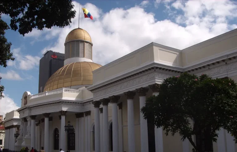 Debate para la reforma constitucional sería en un plazo de 60 días