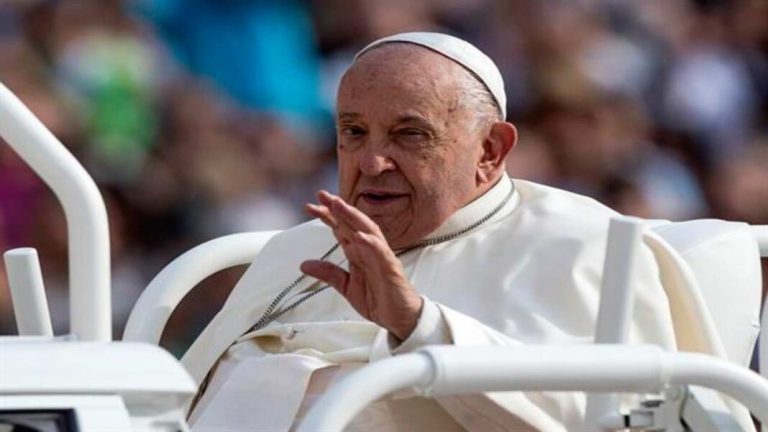 El Papa se someterá a exámenes médicos este miércoles