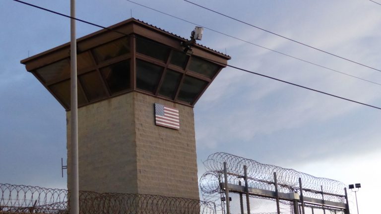 Estados Unidos comenzó a enviar migrantes a Guantánamo