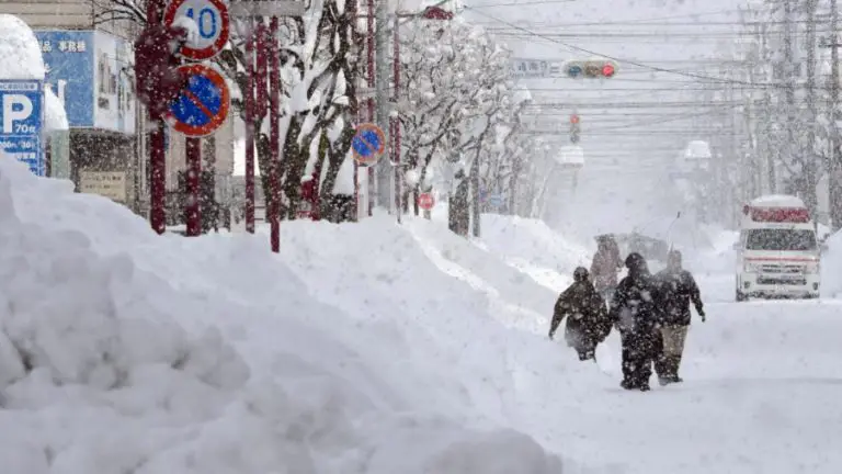 Doce muertos y 158 heridos por las fuertes nevadas en Japón