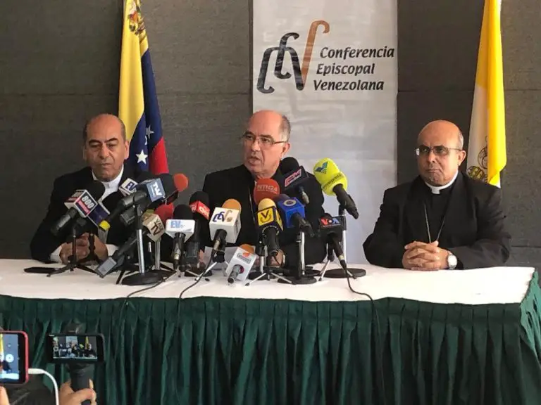 CEV ratificó a monseñor Jesús González de Zárate como presidente