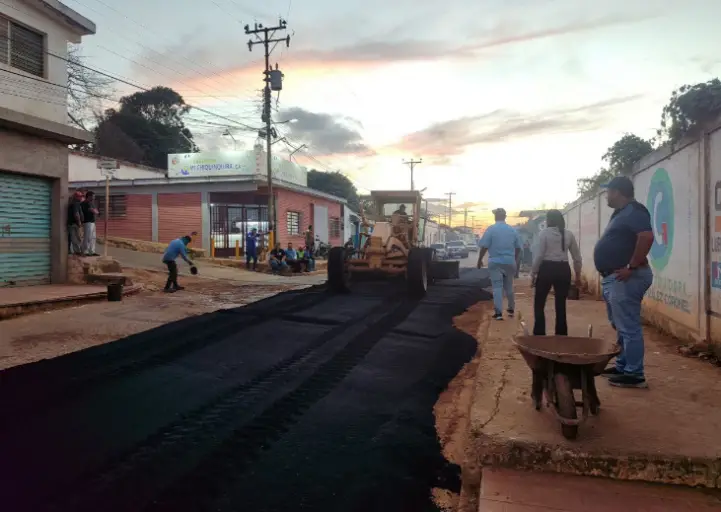 Este martes 12 de febrero, la Alcaldía del municipio Federación arrancó con un plan de bacheo que se dedicará a mejorar las vías de comunicación.