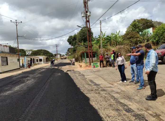 Este martes 12 de febrero, la Alcaldía del municipio Federación arrancó con un plan de bacheo que se dedicará a mejorar las vías de comunicación.