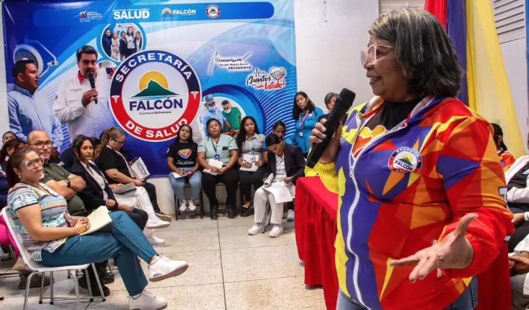 La secretaria de salud inició este lunes con el ciclo de talleres de sensibilización de la mano de 200 profesionales junto al programa "Salud con calidez".