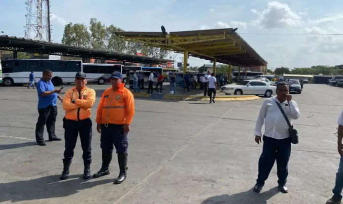 El director del terminal de pasajeros Polica Salas de Coro, Juan Carlos Jiménez, anunció el inicio del operativo 