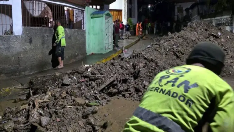 Lluvias en La Guaira causaron severas afectaciones (+VIDEO)