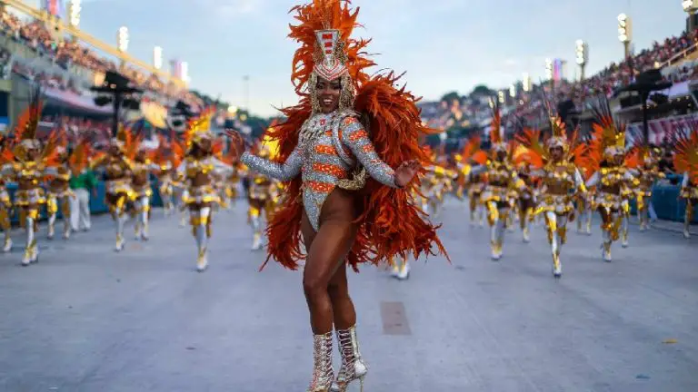 “Diablos”, “negros pintos” y samba| Las expresiones del Carnaval en Suramérica