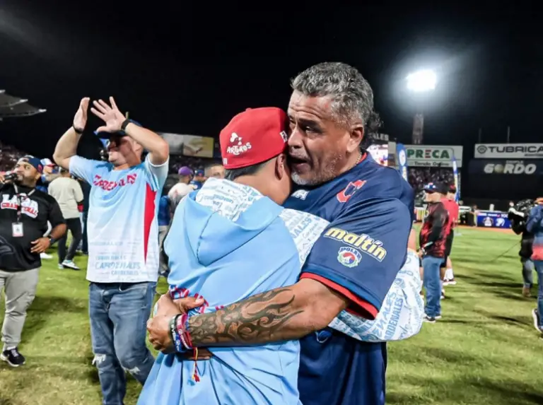 Le dicen “bay bay” a Henry Blanco como manager de Cardenales