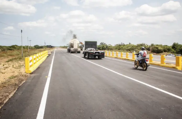 El puente Paso Nuevo fue reactivado este miércoles, como parte del plan nacional de atención integral a la vialidad instruido por el presidente Nicolás Maduro.