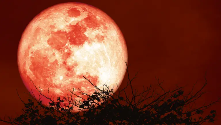 ¿Qué es la luna de sangre o luna roja? Los tres datos sobre este llamativo fenómeno