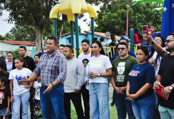 Con el financiamiento de proyectos la Alcaldía dotó de aires acondicionados y una moderna sala de computación a la Escuela Antonia Coromoto Torres Vidal.