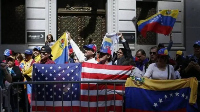 Tribunal de apelaciones desafía a Trump y preserva parole humanitario para venezolanos