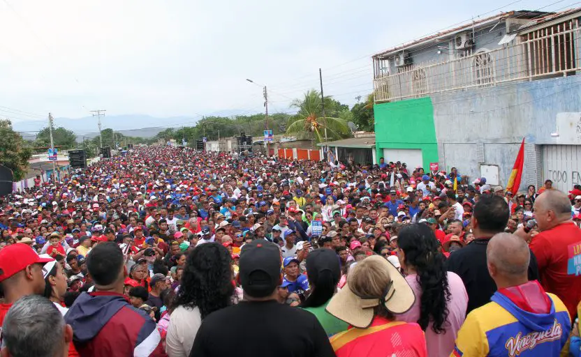 El GPPSB en Falcón cerró la campaña electoral con caminata y concentración en el sector San José de Coro junto a Diosdado Cabello.