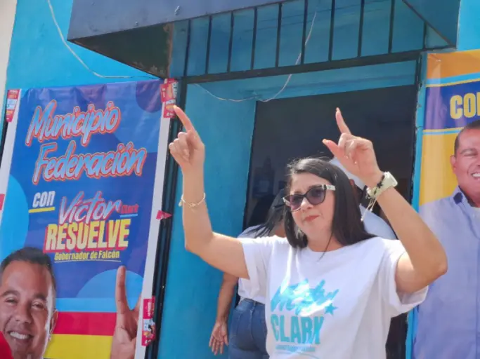 A propósito del arranque de la campaña electoral "Ven25+" este 29 de abril, la fuerza revolucionaria del municipio Federación adecuó un espacio para el funcionamiento del comando de campaña en Churuguara.