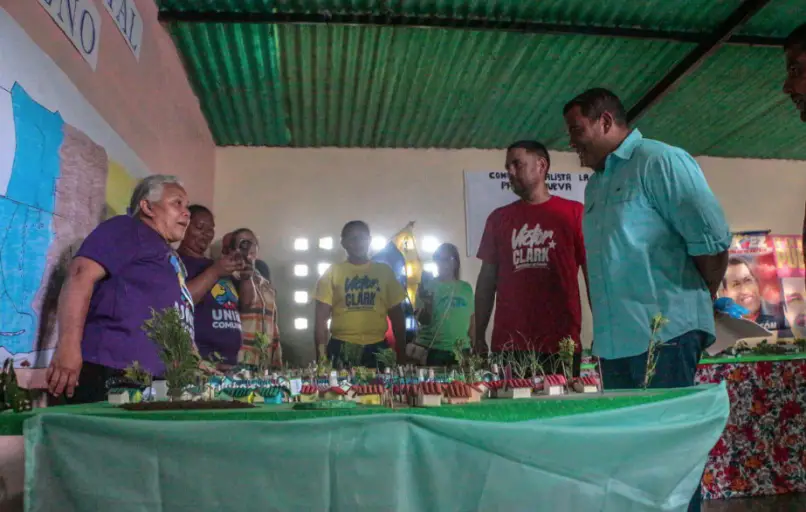 La población serrana se organiza con las políticas comunales dando entrada a la sala de autogobierno que vendrá a brindar organización a los circuitos.