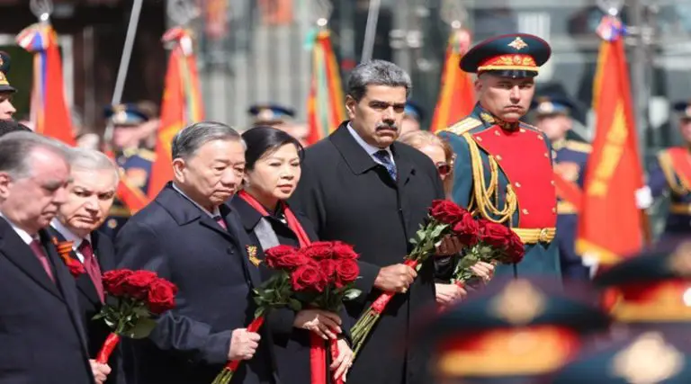 Presidente Maduro y otros 20 mandatarios en desfile militar en Rusia