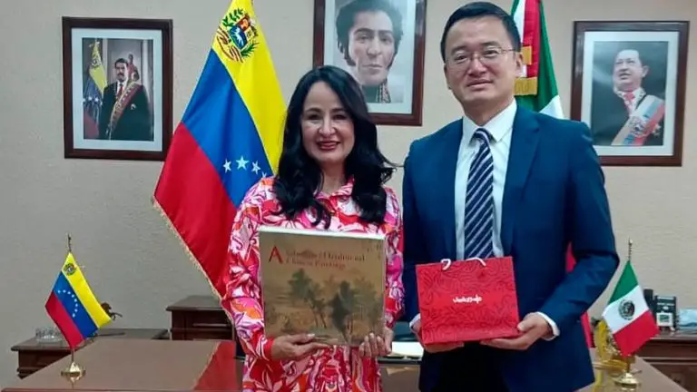 Embajadora Stella Lugo sostuvo encuentro con encargado de negocios de China