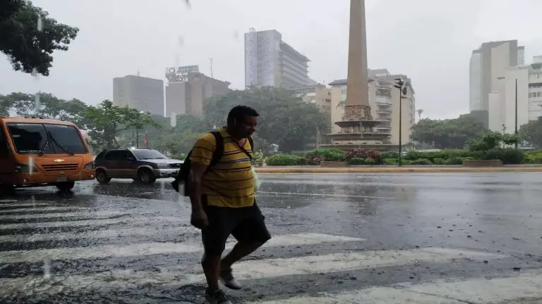 Segunda onda tropical llega a Venezuela este jueves 29-M