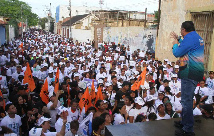 Este sábado el candidato a la Gobernación de Falcón, Javier Bertucci, abrió su campaña desde la ciudad de Coro bajo el slogan 