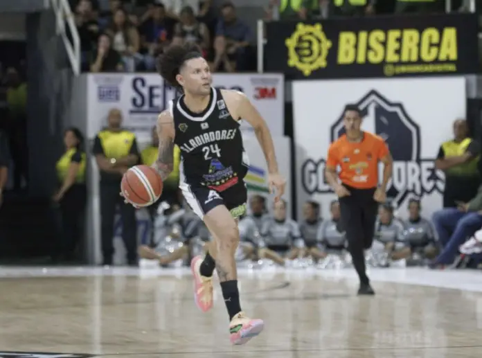 Michael Carrera retorna a Gladiadores de Anzoátegui tras dos semanas, listo para contribuir con su experiencia en la recta final de la Superliga Profesional.