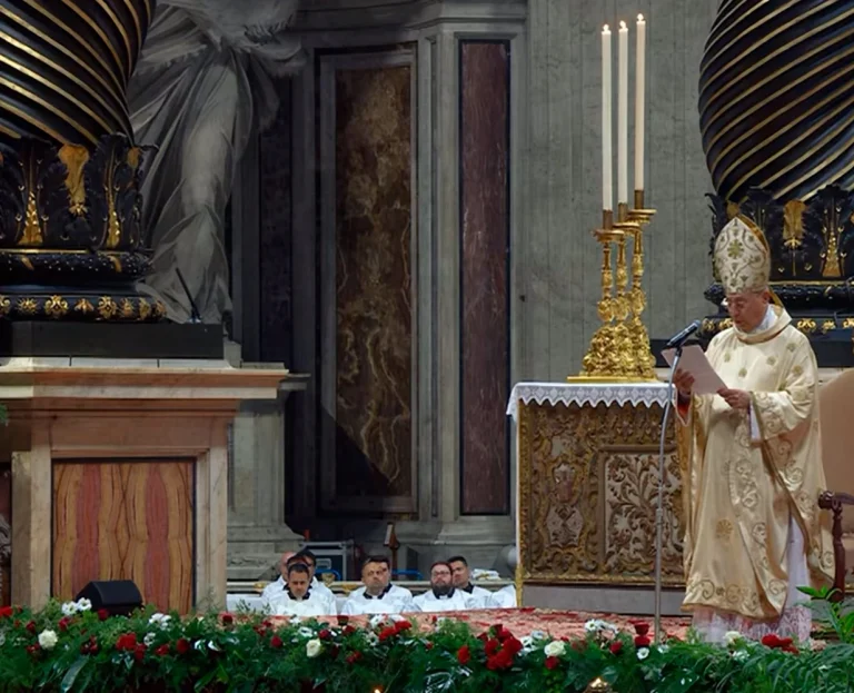 El Vaticano concluye Novendiales por el papa Francisco