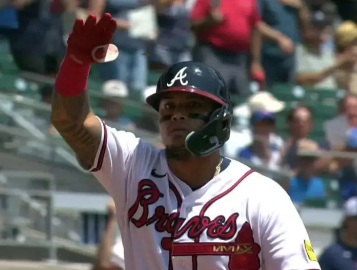 Tras su notable paso como estrella con los Bravos de Atlanta, Orlando Arcia se ha convertido en agente libre en la temporada 2025.