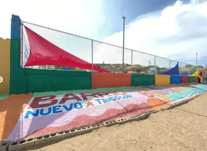 El Plan Tricolor Cinético y Muralístico rehabilitó más de 100 viviendas, recuperó una cancha y embelleció iglesia católica de Miramar