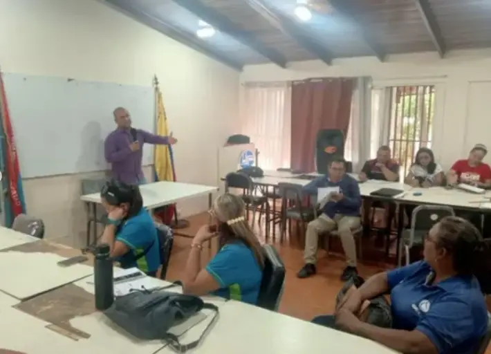 La Alcaldía de Miranda para la articulación entre el poder público y el poder popular en contexto de las 7 Transformaciones llevó a cabo un encuentro de trabajo