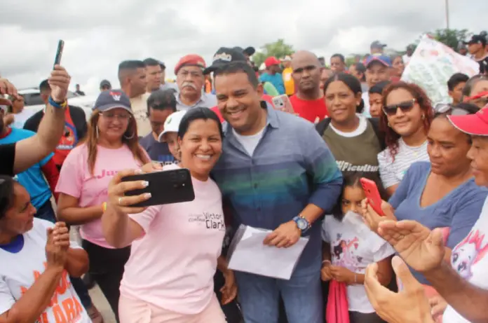 Pueblo de Yaracal salió al encuentro popular con los candidatos de la Patria