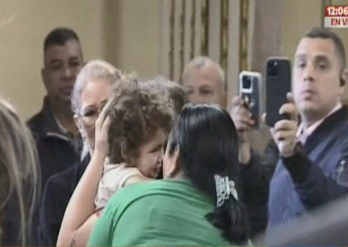 Repatriada niña venezolana Maikelys Espinoza (VIDEO)