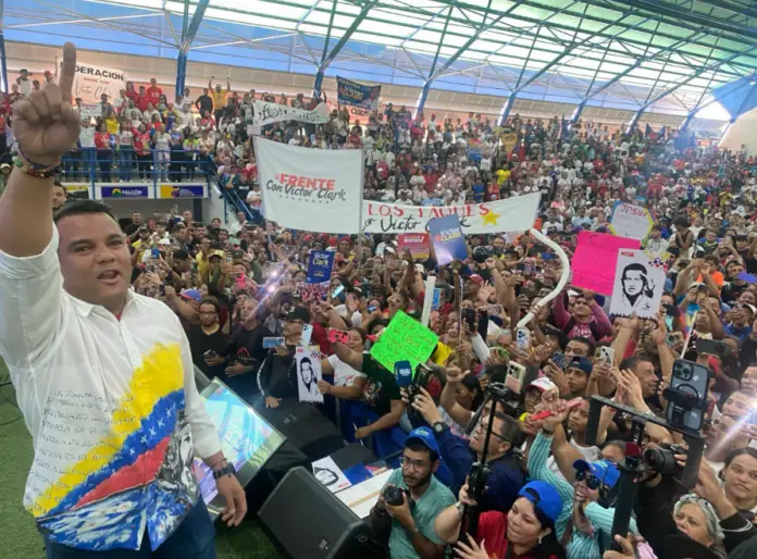 Tras la jornada electoral de este domingo 25 de mayo, Víctor Clark resultó reelecto por tercer período consecutivo.