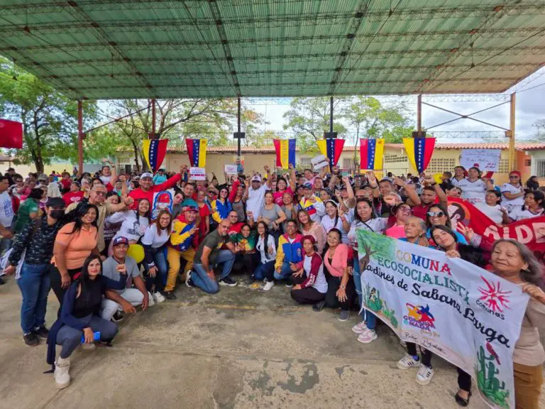 Juramentado Comando de Campaña de Colina rumbo a la victoria perfecta de Rubén Molina