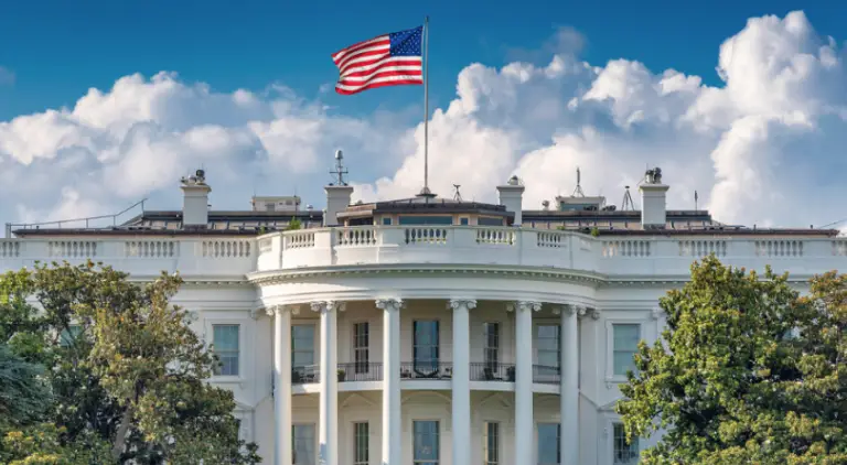 La Casa Blanca aclara sobre el alcance de la prohibición de viajes (+Detalles)