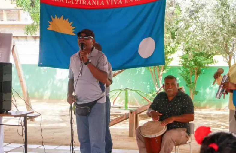 Desde el Centro de Educación Inicial Simoncito (CEIS) José Leonardo Chirinos, más de 110 niños se sumaron a las festividades.