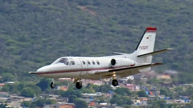 Desapareció avión ejecutivo con dos personas a bordo cerca de Maiquetía