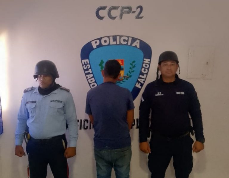 Detenido estudiante por acoso y agresión a una mujer