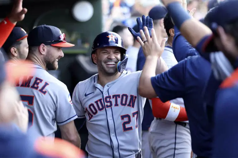Jonrón 240 de José Altuve lo ubica en un selecto grupo VIDEO