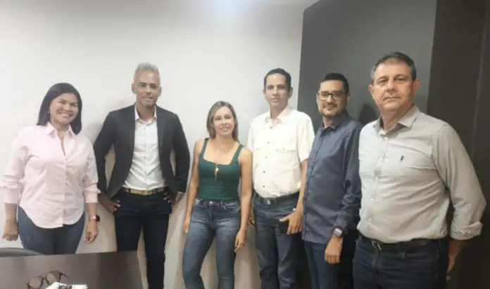 La compañía de transporte marítimo Korferry Company visitó la Cámara de Comercio y Turismo de La Vela el pasado sábado 31 de mayo.