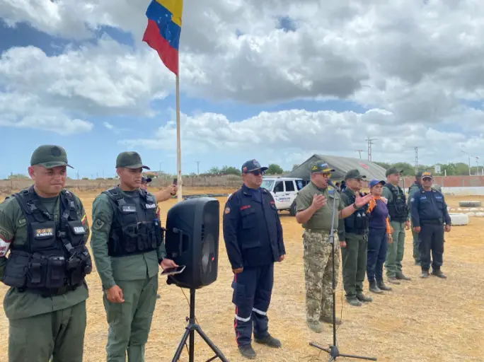 Periodistas y reporteros gráficos realizaron un taller de Corresponsal de Guerra y Orden Interno en el patrio de ejercicios del CZGNB-13.