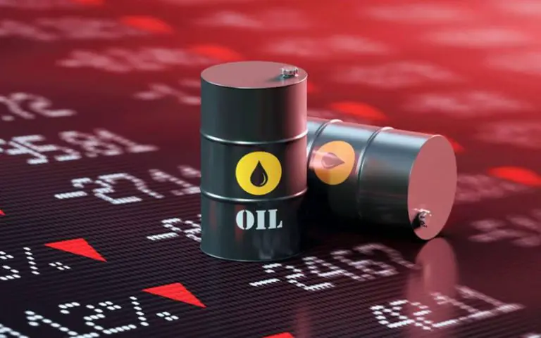 El precio del petróleo cae un 7 % tras represalias de Irán
