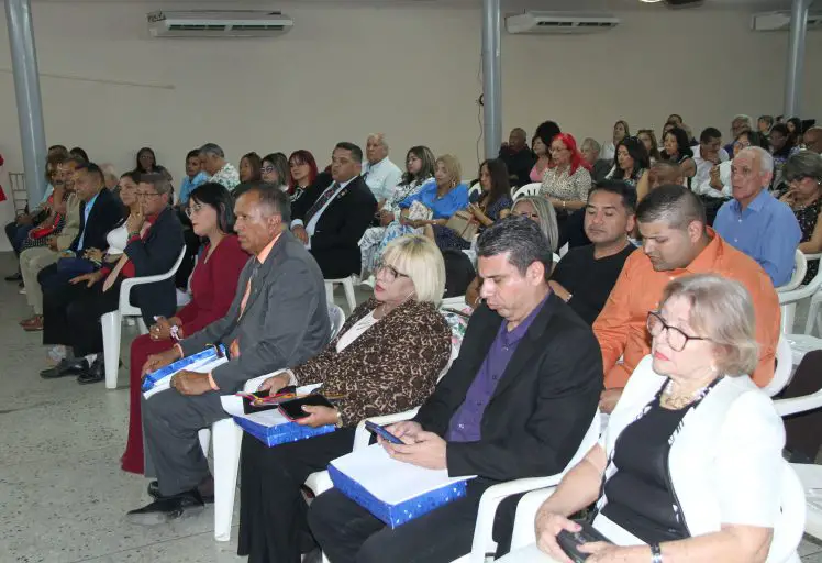 A propósito del Día Nacional del Periodista, la Cámara Municipal de Miranda entregó este viernes el Premio Municipal de Periodismo.