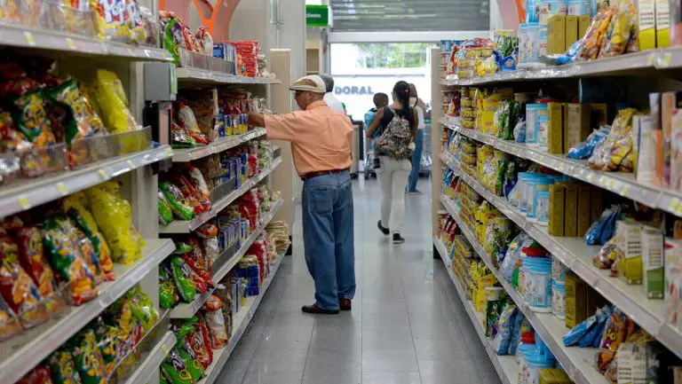 Inflación en Venezuela se dispara en mayo con aumento del 22,5 % en bolívares
