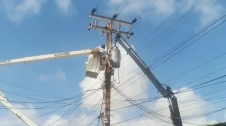 Falcón: Instalan más de 70 transformadores en municipios falconianos